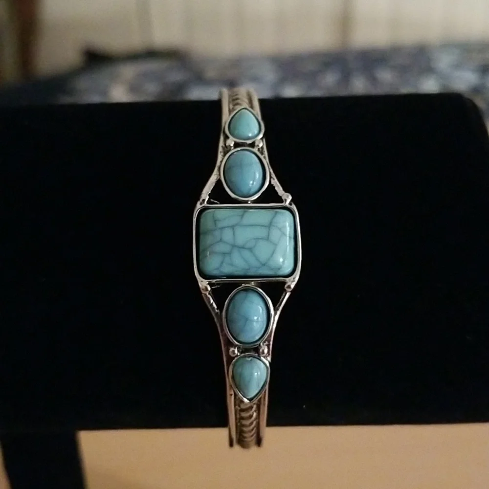 Faux Turquoise Fashion Bracelet Cuff - Picture 2 of 5